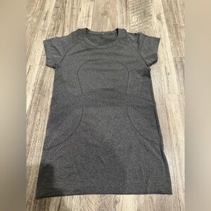 lululemon swiftly  Athletic Top - Charcoal